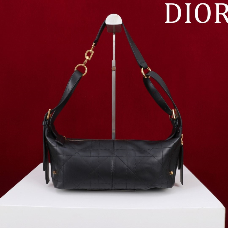 D*or top handle bags